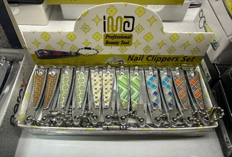 DESENLİ KÜÇÜK TIRNAK MAKASI ( 24LÜ PAKET)