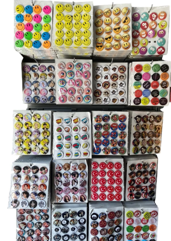 Çanta Tipi Metal Rozetler / 20li Paket / 20 farklı Model