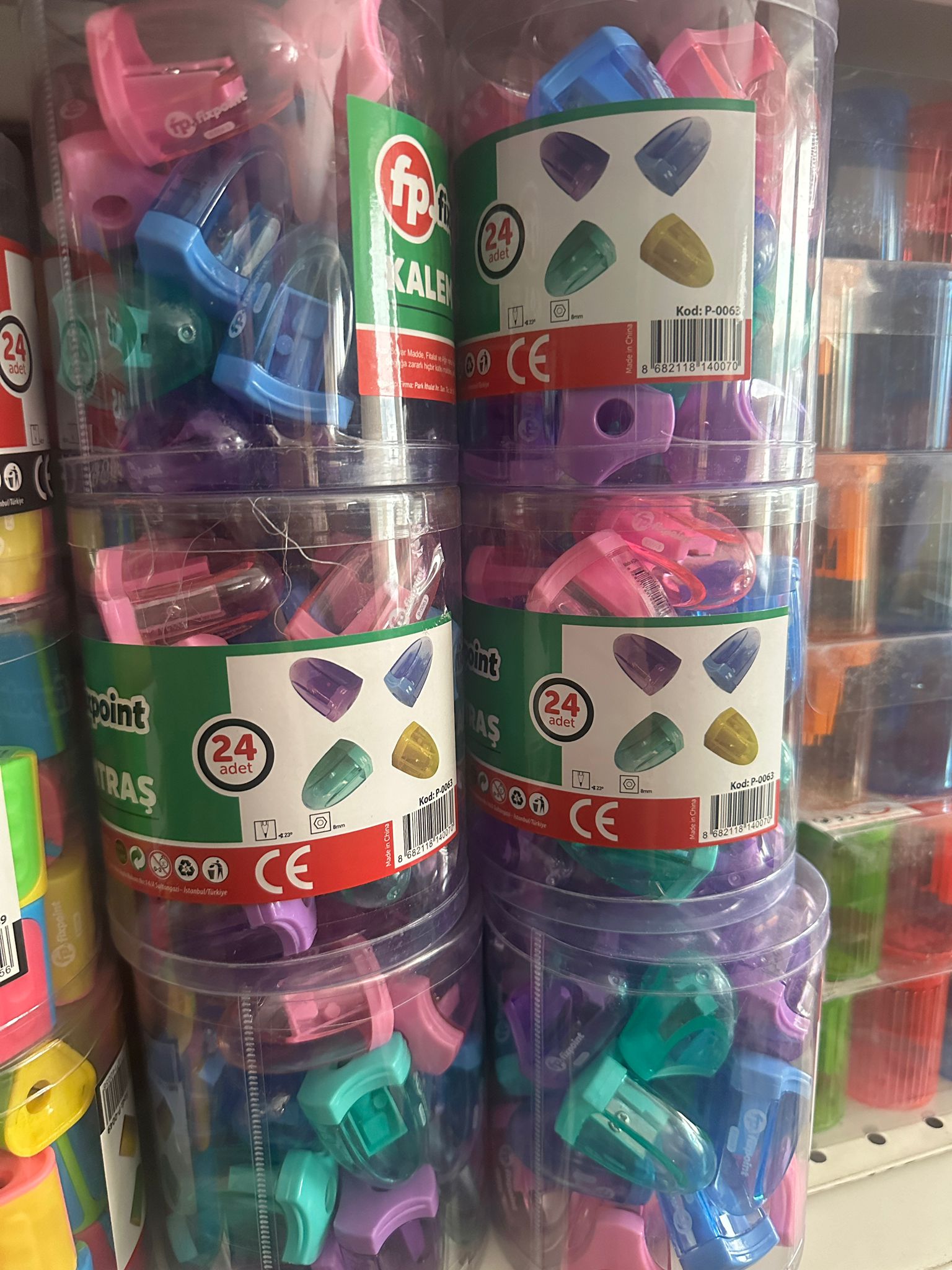 LÜKS ŞEFFAF KALEMTRAŞ KOD : 0063( 24LÜ PAKET)