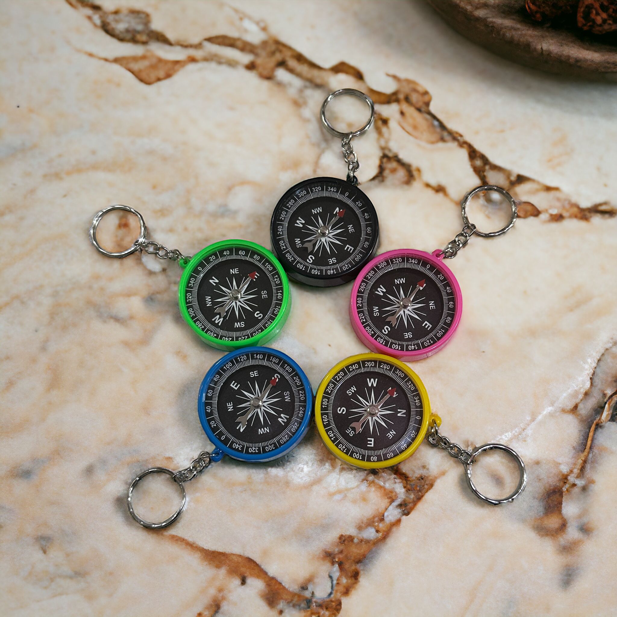 PUSULA ANAHTARLIK KARIŞIK (24LÜ PAKET)